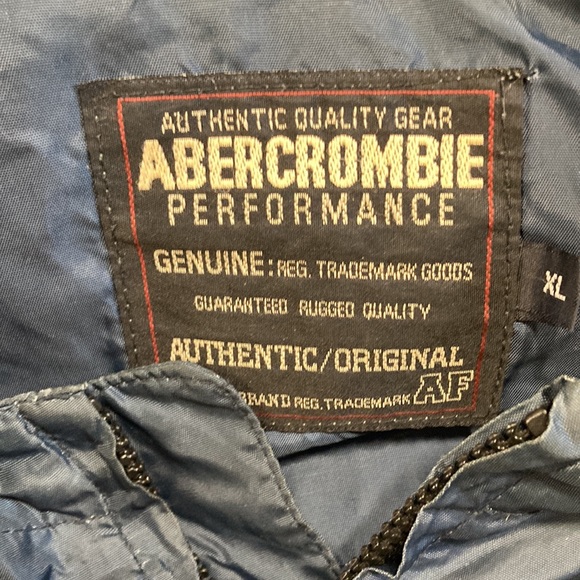 Abercrombie Performance Three-Quarter Zip XL Men’s Jacket - Picture 3 of 4